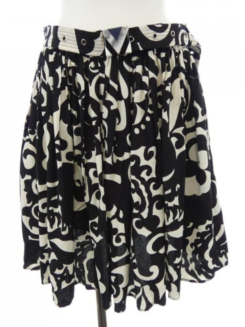Louis Vuitton Fesk 06 fny Skirt